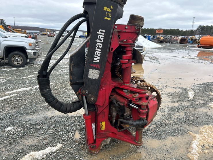 massey-ferguson-8-image-12