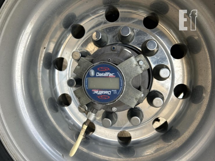 2025-wilson-grain-trailer-image-44