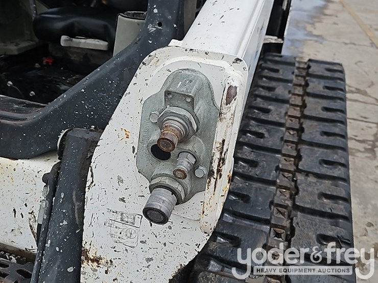2019-bobcat-t650-image-15