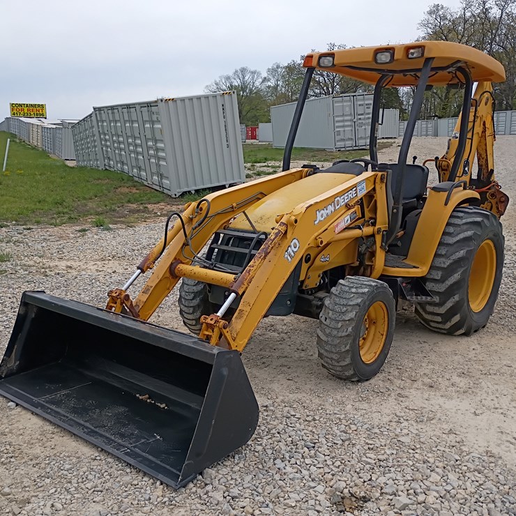 JOHN DEERE 110