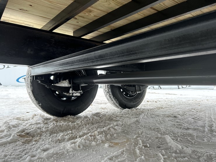 2026-massey-ferguson-8-image-23