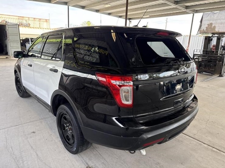 2013-ford-explorer-image-6