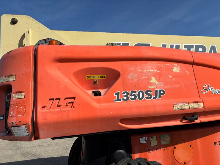 2007-jlg-1350sjp-image-13