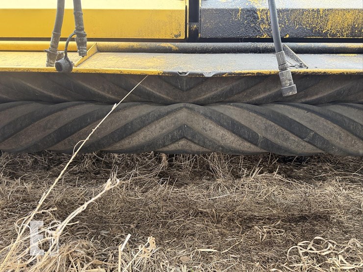 new-holland-tv140-image-64