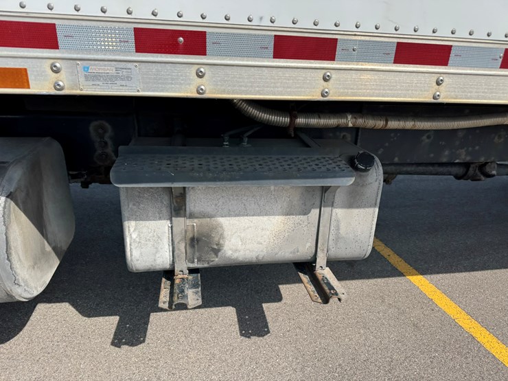 2014-international-4300-sba-image-29