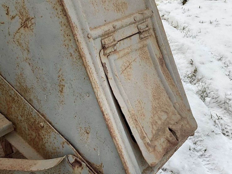 fordson-(usa)-parts-tractor-image-16