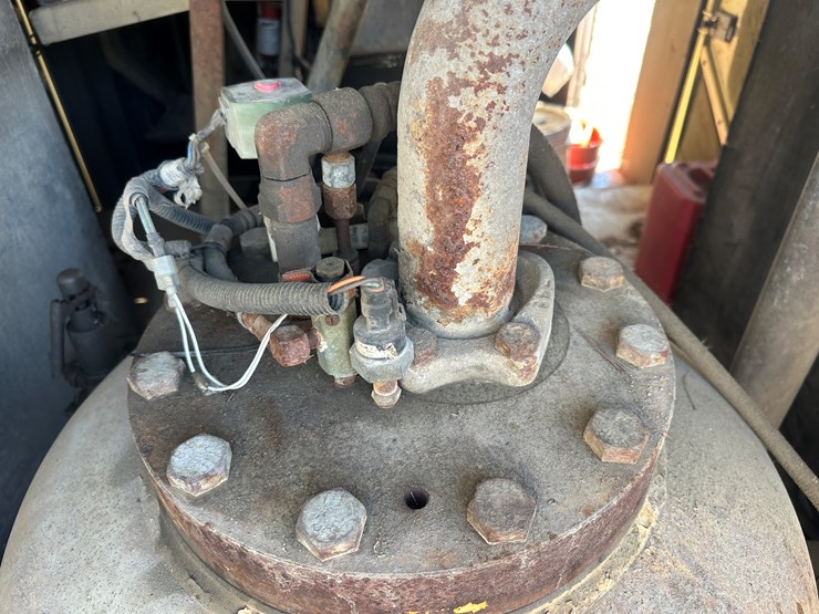 #60115-•-ingersoll-rand-1070-towable-air-compressor-image-58