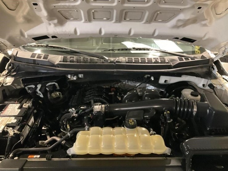 2019-ford-f150-image-10