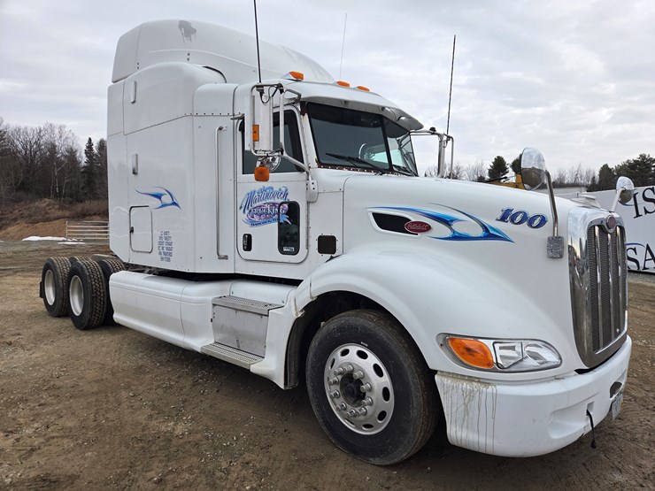 2007-peterbilt-579-image-7