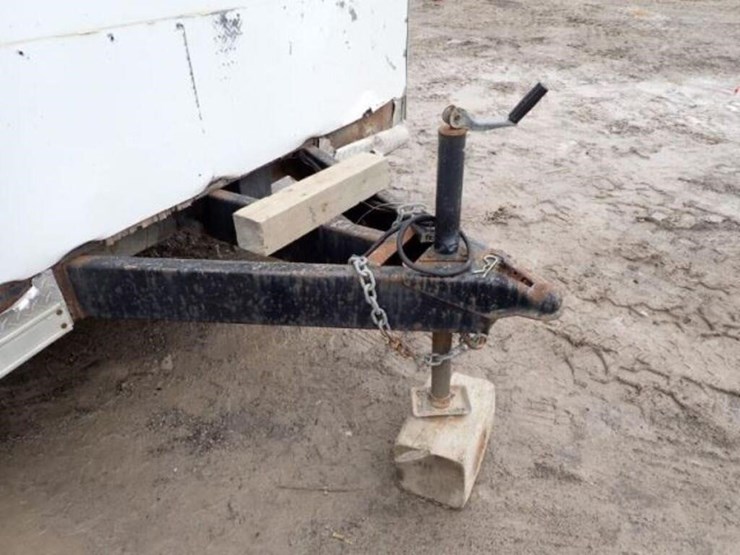 2016-discovery-24-ft-t/a-enclosed-trailer-1d9r1202-image-32