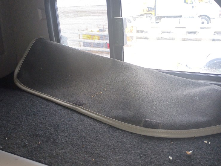 2000-international-9200i-image-39