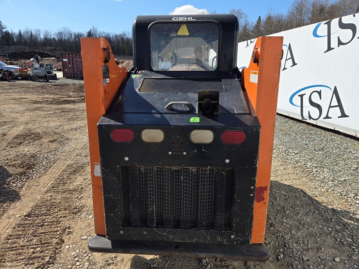 2020-gehl-rt105-image-4