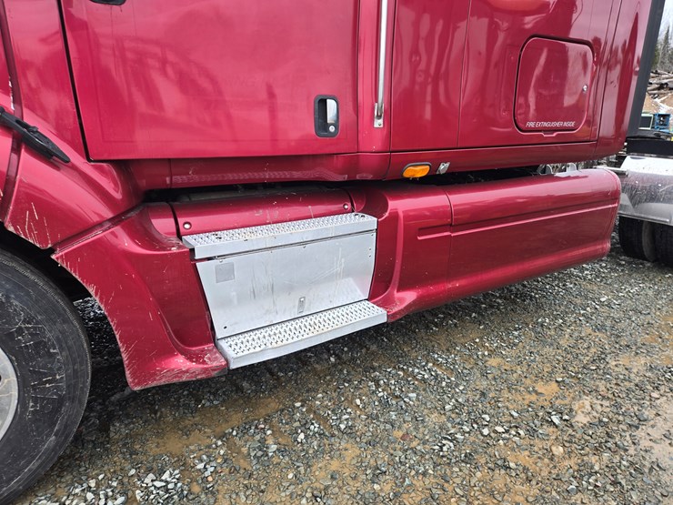 2007-peterbilt-387-image-17