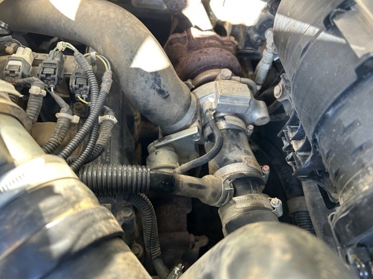 2016-takeuchi-tl8-image-21