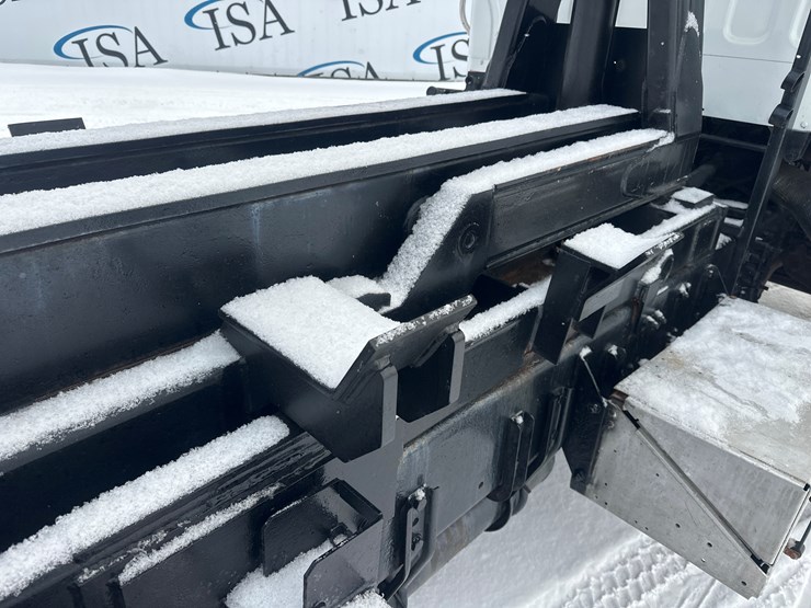 2009-caterpillar-c13-image-28