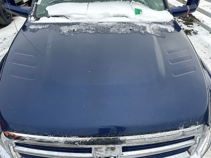 2012-massey-ferguson-8-image-11