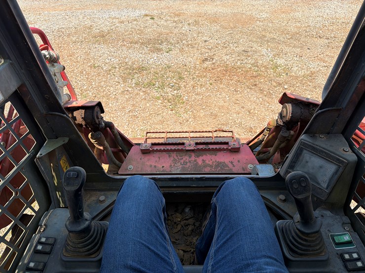 2016-takeuchi-tl10v2-image-76