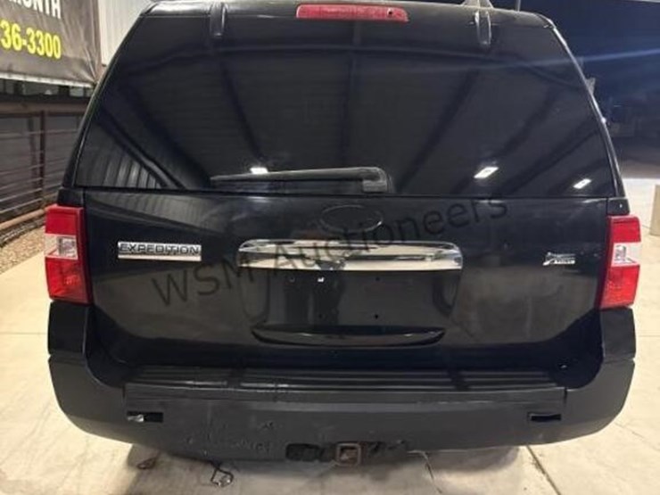 2014-ford-expedition-image-8