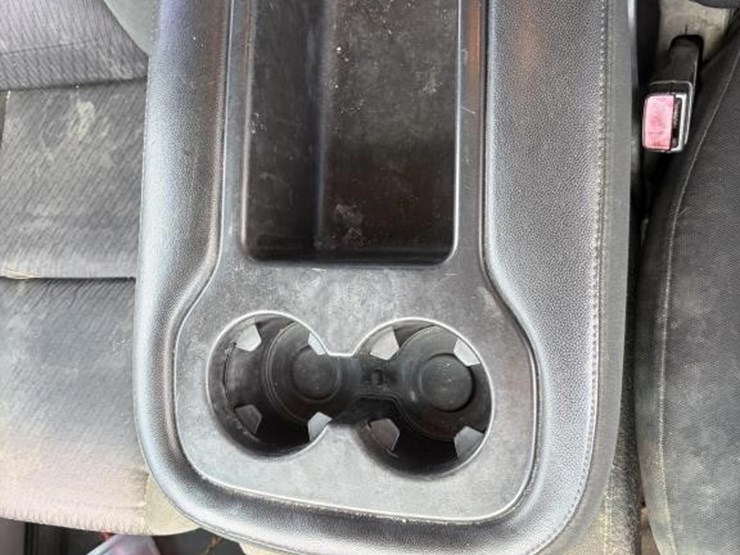 2012-gmc-sierra-2500-image-18