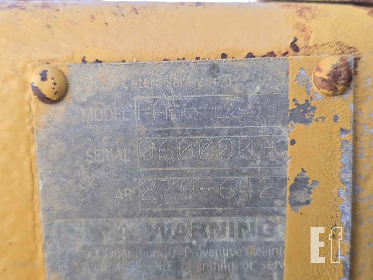 2006-caterpillar-d6r-xl-iii-image-33