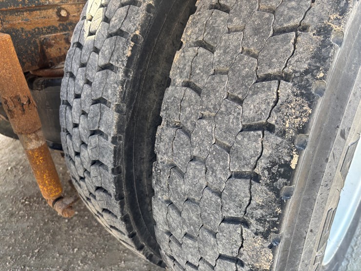 1994-international-9400-image-111