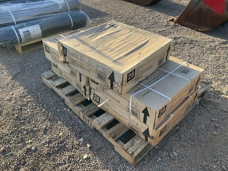 pallet-of-propane-tank-holders-for-fire-pit-image-2