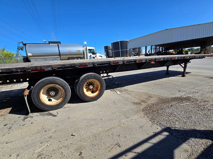 1986-utility-flatbed-image-24