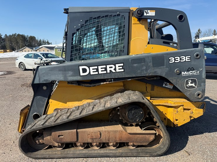 deere-333e-image-2