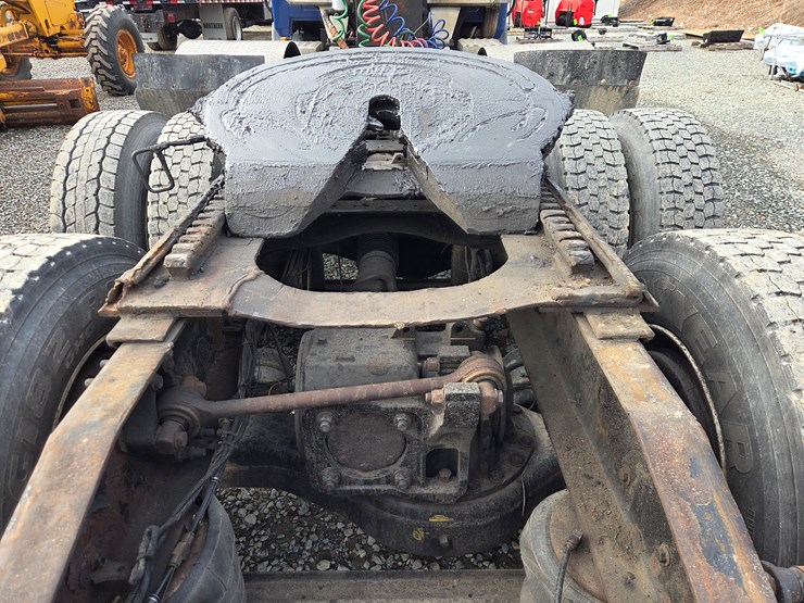 2007-massey-ferguson-8-image-26