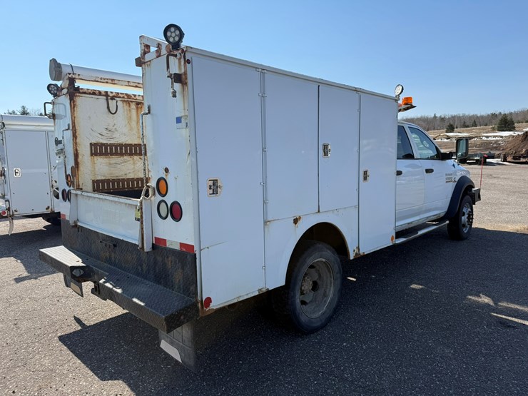 #2048-•-2013-ram-5500-heavy-duty-service-truck-image-5