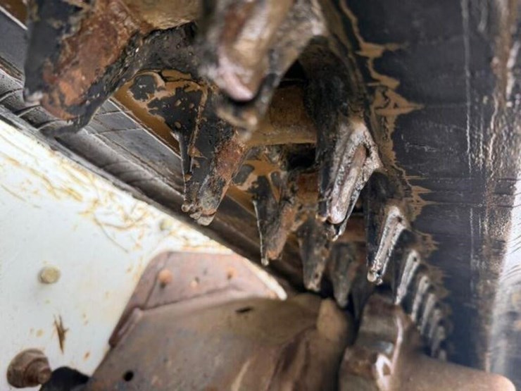 2016-bobcat-t750-image-39