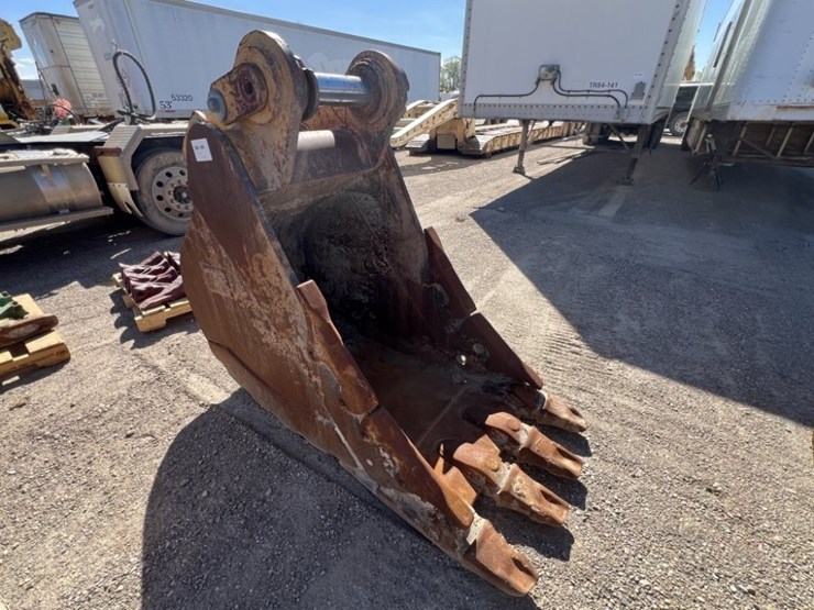 caterpillar-36-image-1