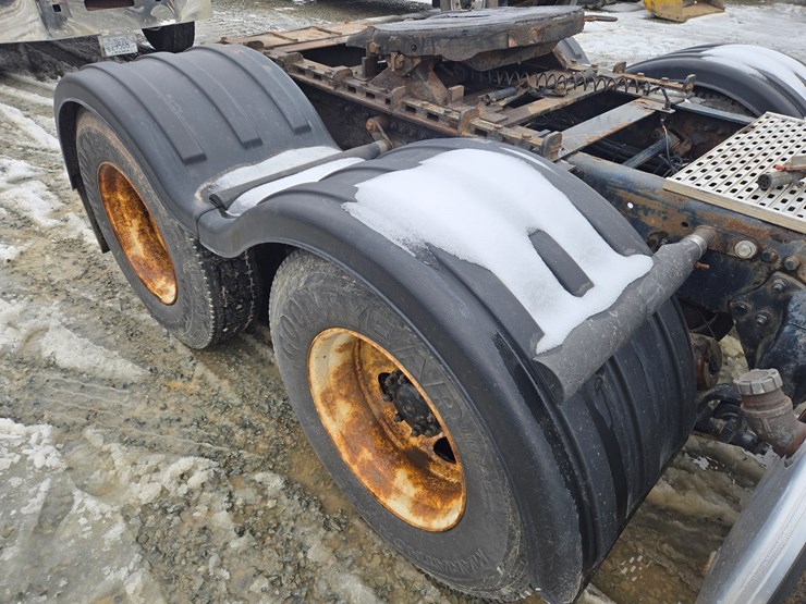 2006-caterpillar-c15-image-23