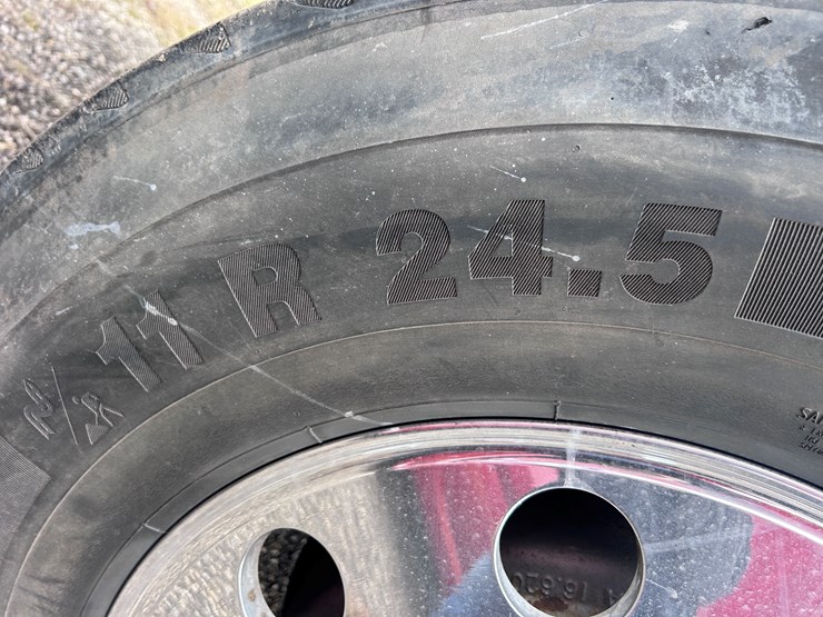 #1009-•-2012-western-star-conventional-4-sleeper-cab-truck-tractor-image-79