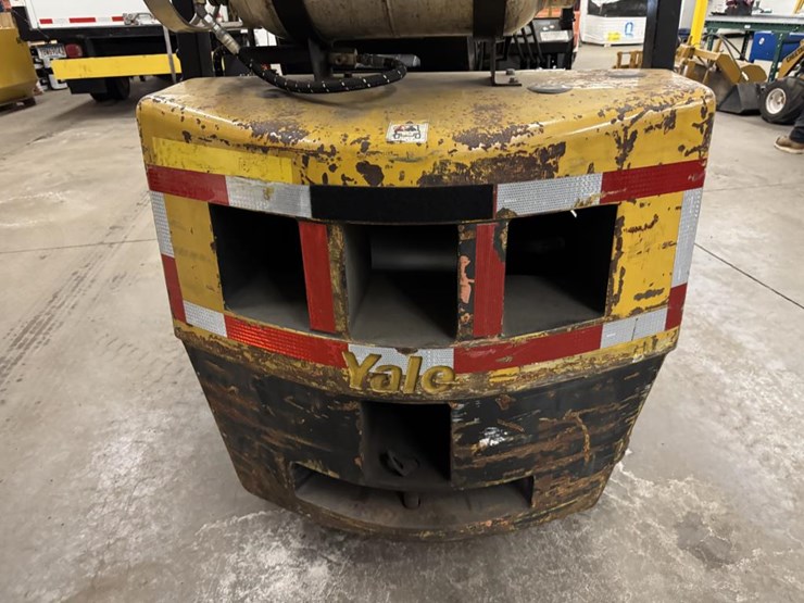 #2227-•-yale-a673971-forklift-image-13