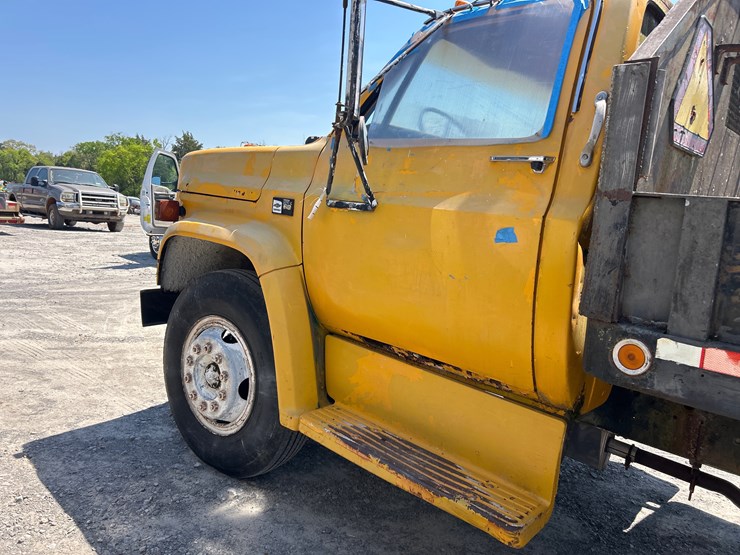 1984-chevrolet-c60-image-5