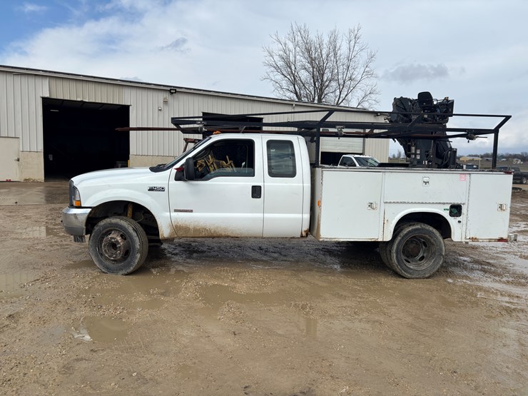 2004-ford-f450-image-2