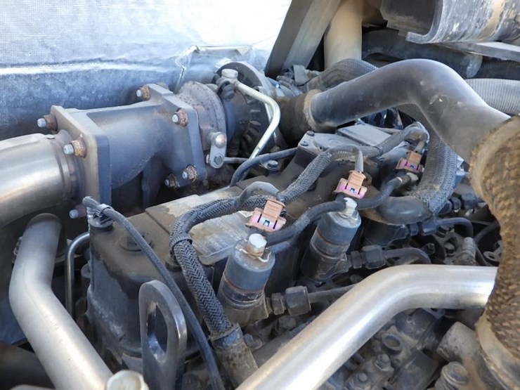 takeuchi-tb260-image-12