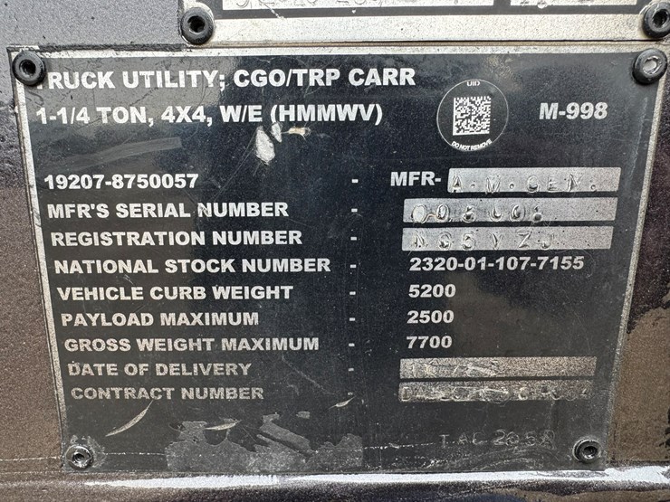 #2246-•-2001-american-general-4x4-hummer-image-60