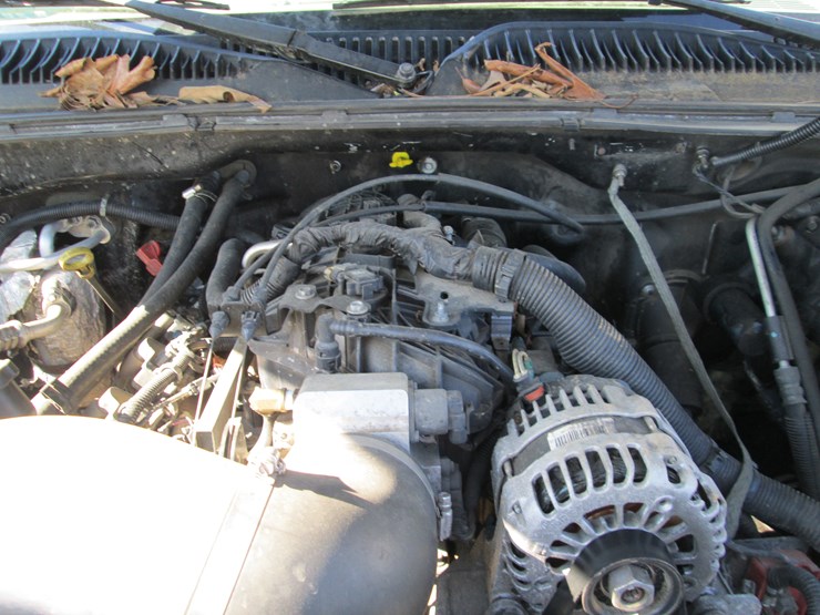 2001-gmc-1500hd-image-19