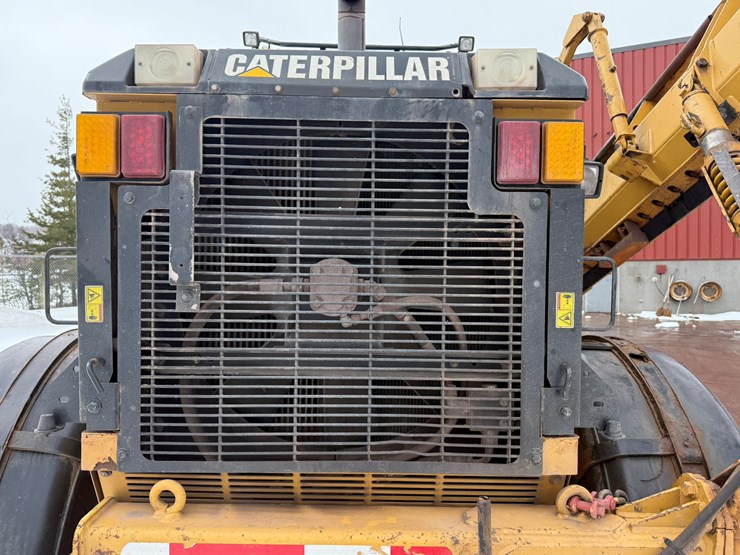 caterpillar-160m-image-46