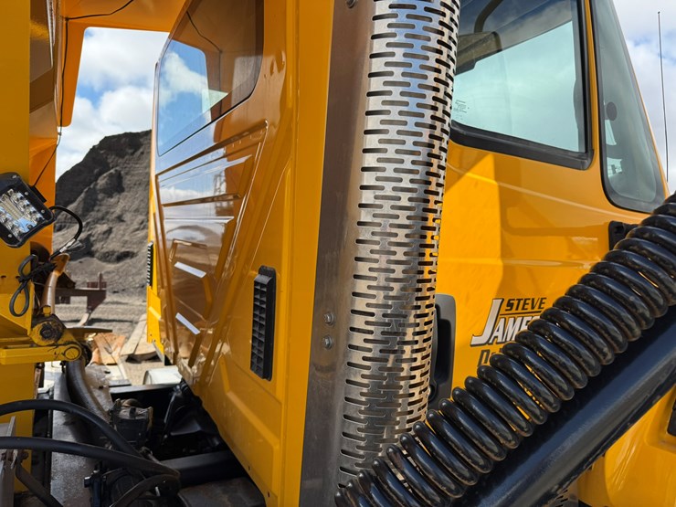 2009-international-workstar-7500-image-16