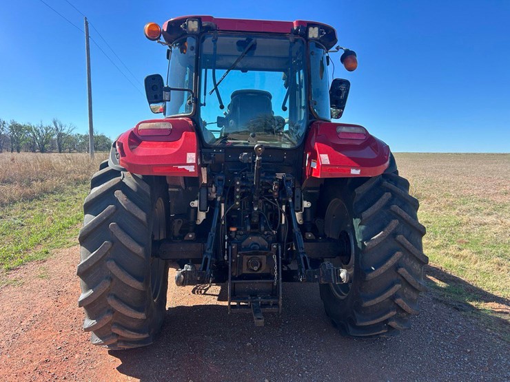 2019-case-ih-farmall-120u-image-4