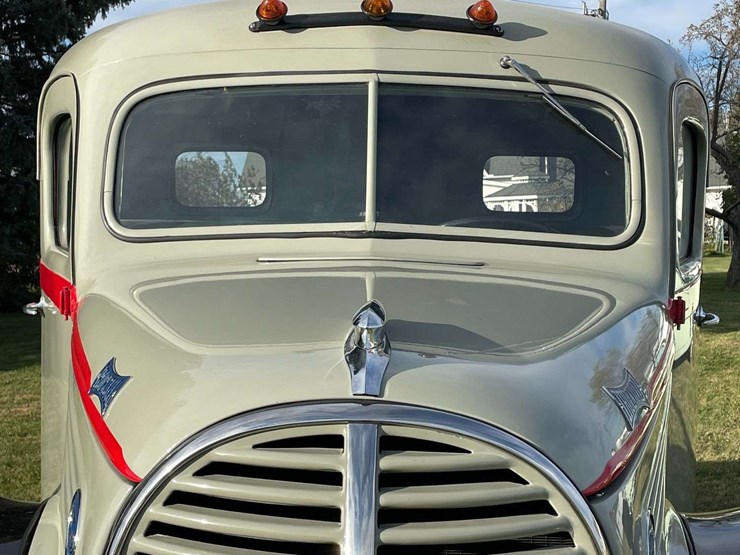 1939-ford-truckstell-sleeper-cab-semi-image-10