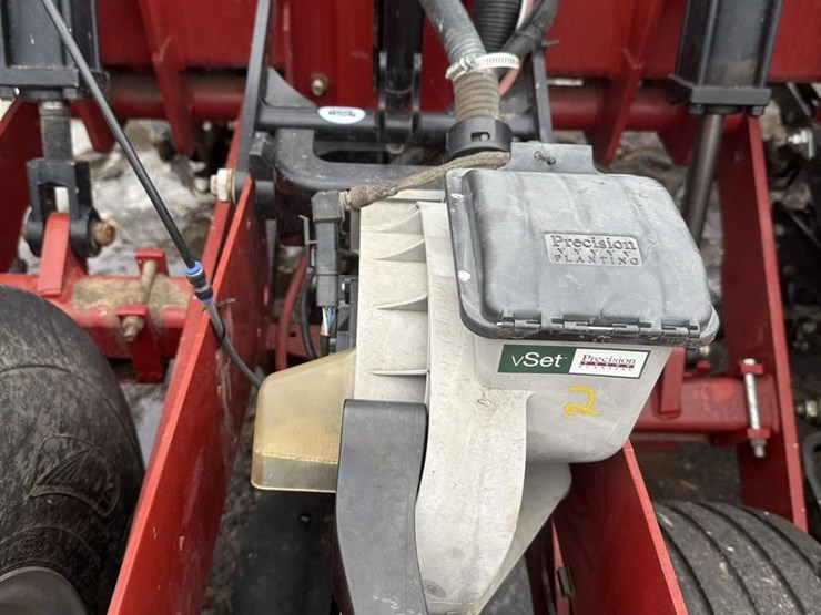 case-ih-1250-image-27