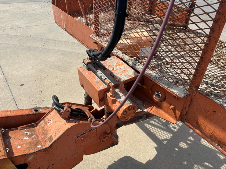 1996-jlg-40h-image-47