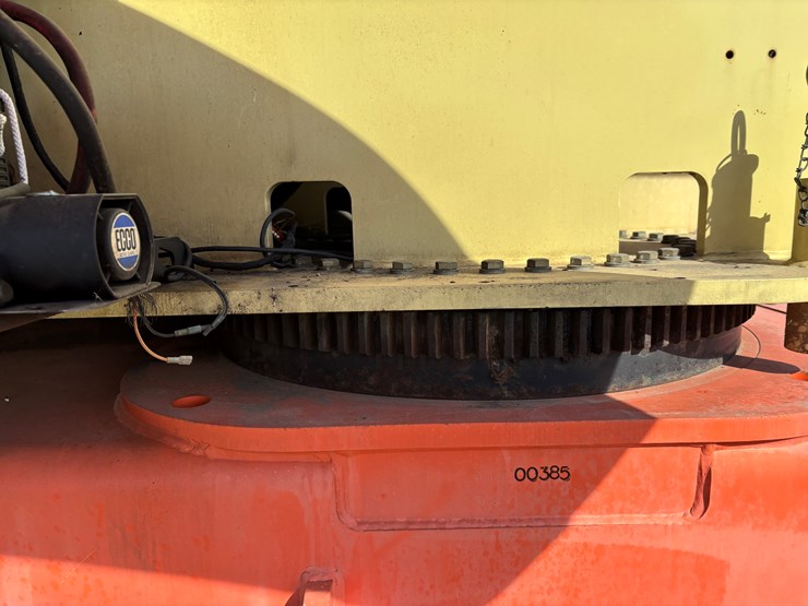 2007-jlg-1350sjp-image-23