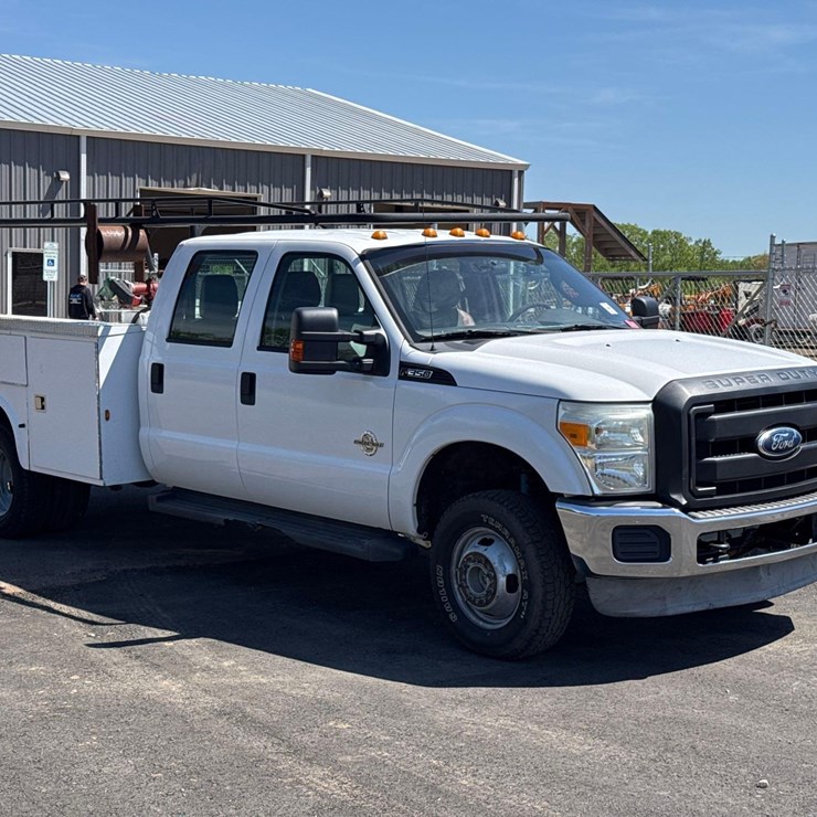 2012 FORD F350