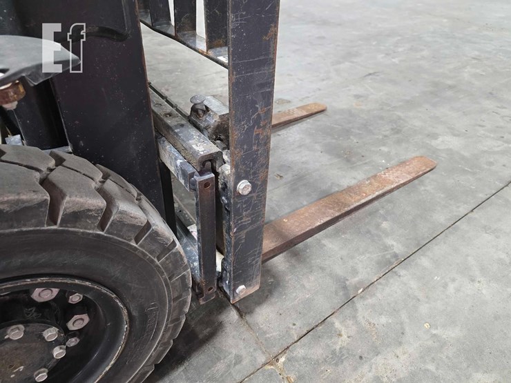 2018-caterpillar-gp25n-image-11