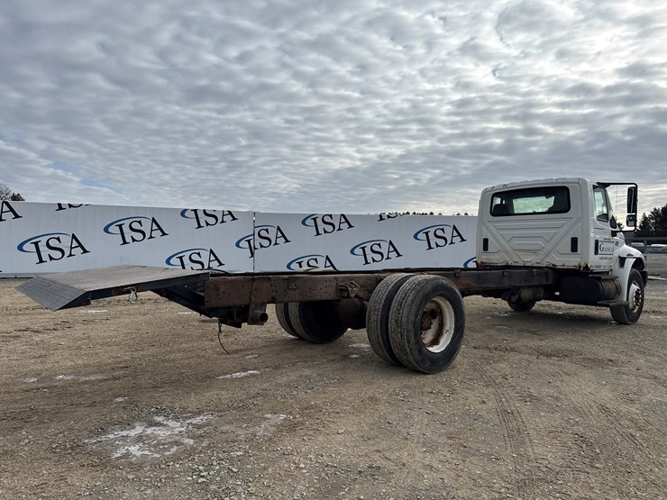 2002-international-4300-sba-image-5